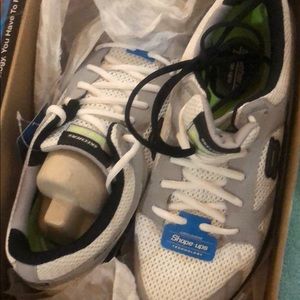 Skechers  10.5 USA